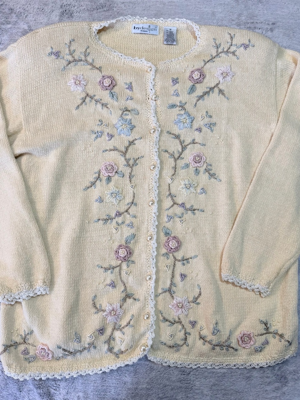 Byclouds Pastel Yellow Floral Embroidered Cardigan